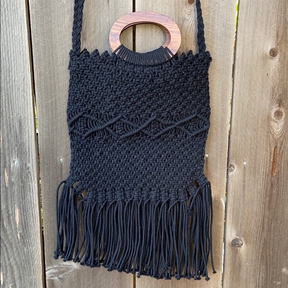 Danielle Nicole Macrame Bag - Picture 4 of 13